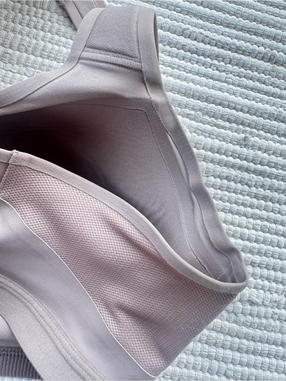 Victoria’s Secret VSX Incredible Plunge Sports Bra 36DD NWT Taupe - Picture 7 of 10